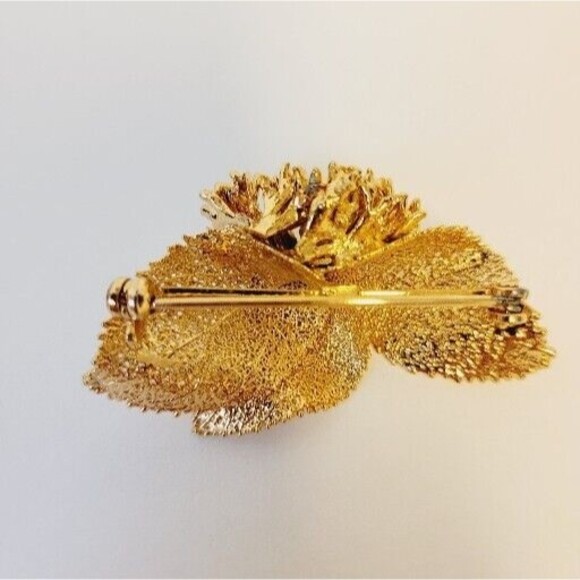 Vintage Gold Tone Leaves With Flowers Design Rare Brooch Pin - Picture 2 of 6